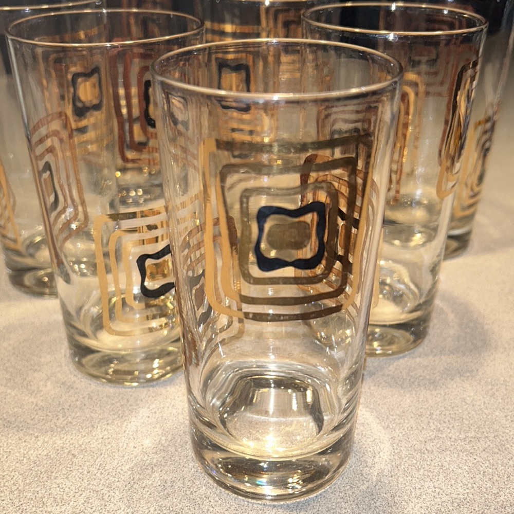 8 MCM Gold and Black Flake Free Form Square Pattern Glasses